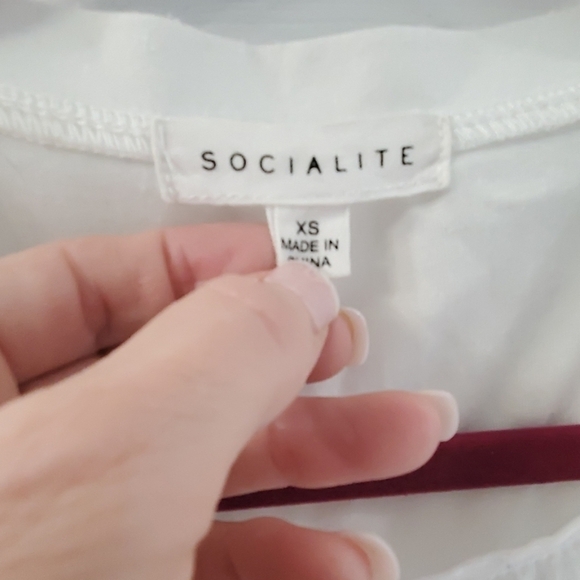 Socialite Shredded Distressed Short Sleeve White T-Shirt Size Small - Picture 8 of 9